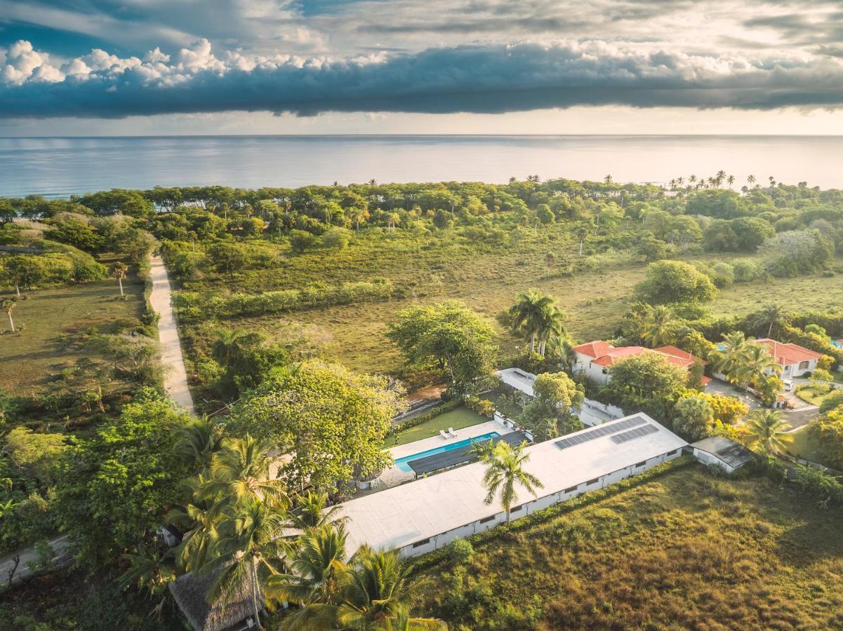 El Encuentro Surf Lodge Cabarete Eksteriør bilde