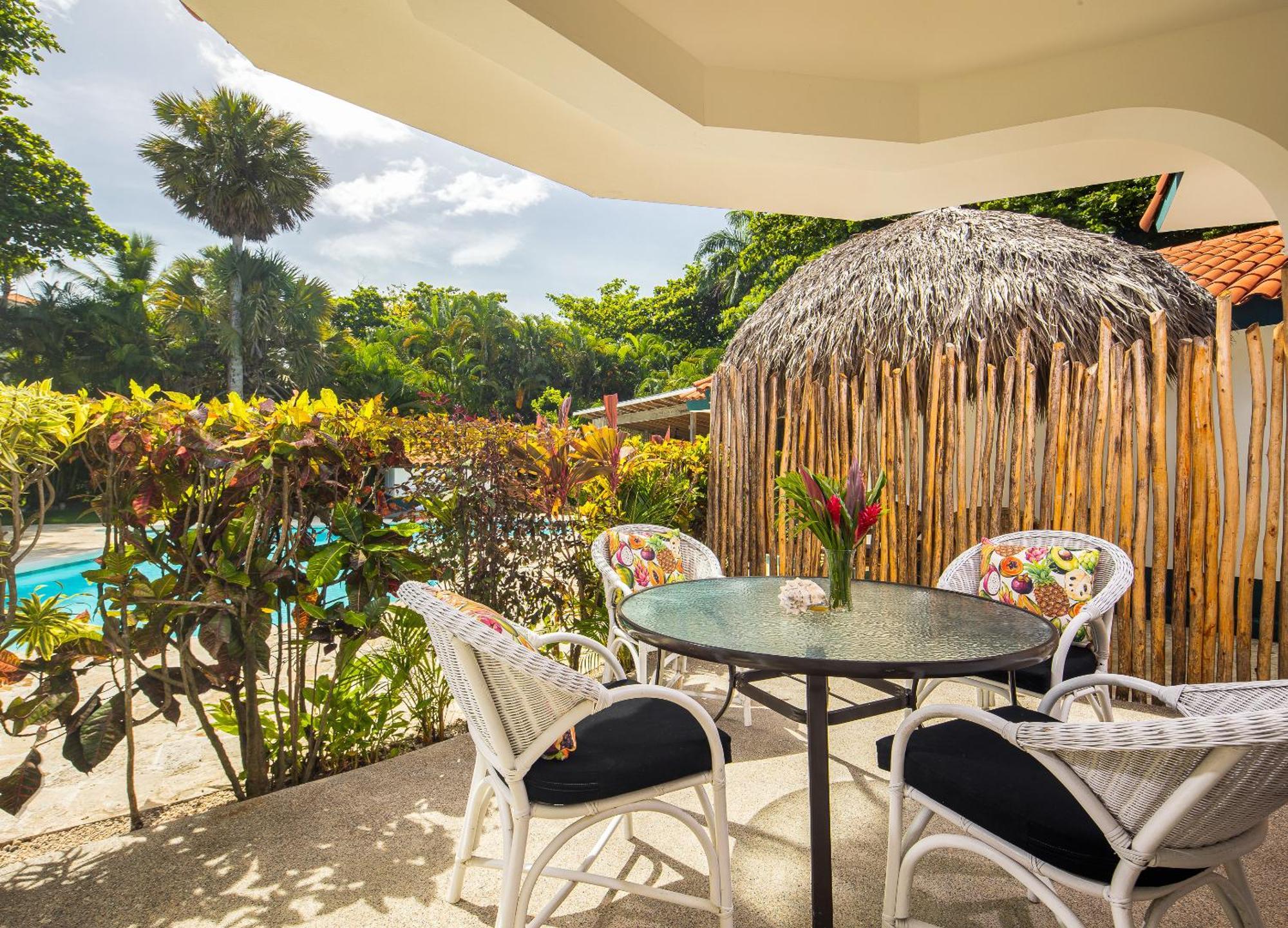 El Encuentro Surf Lodge Cabarete Eksteriør bilde